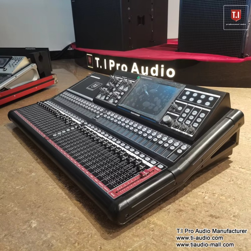 وحدة تحكم رقمية بـ 32 قناة، مع - مراجعة Audio Music Mixer وسعره
